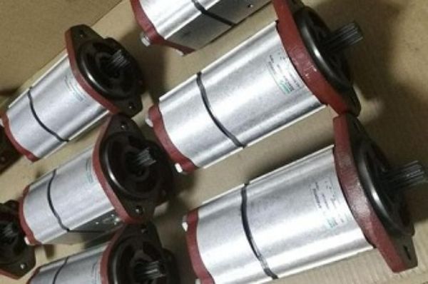 意大利SALAMI薩拉米1.5PE, 2PE, 3PE系列齒輪泵型號大全，使用說明